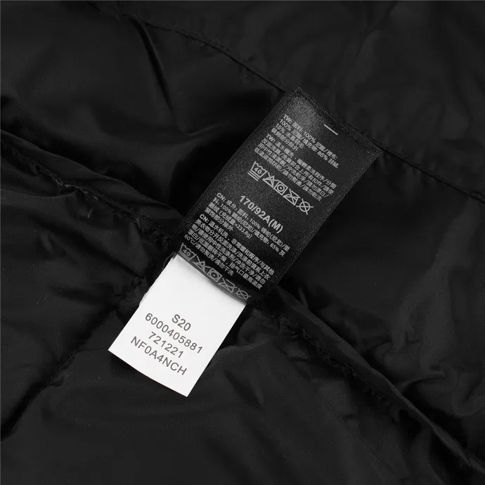 NFC The North Face 1996 Classic ： S+The North Face" 、 。 The North Face" 。The North Face。 。 , 。The North Face" , Yosemite Half Dome, 。️ ： ：RDS Quality 700 90 / 320g（ 20g） ： 1990 ， 。 ： ：YKK ISO 9000Quality ZP ：340TPremium ： ， ， Lightweight 。 Size：S-XXL